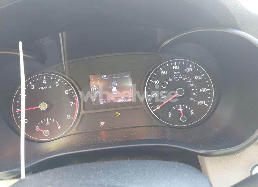 Photo 7 of 2016 Kia Optima EX (VIN 5XXGU4L3XGG009331)