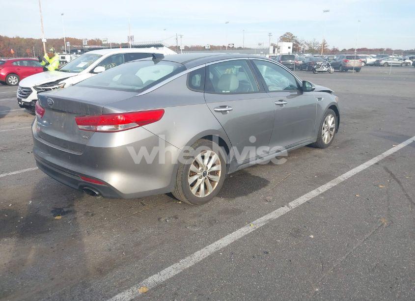 Photo 4 of 2016 Kia Optima EX (VIN 5XXGU4L3XGG064278)