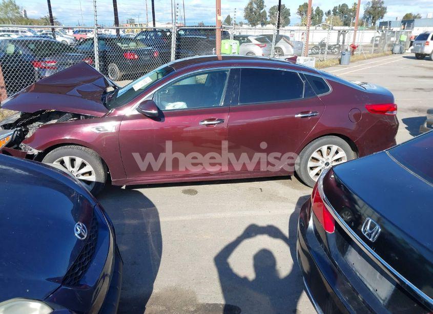 Photo 14 of 2016 Kia Optima EX (VIN 5XXGU4L3XGG092114)