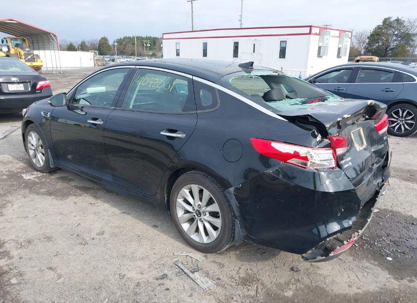 Photo 3 of 2016 Kia Optima EX (VIN 5XXGU4L3XGG095398)