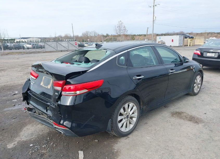 Photo 4 of 2016 Kia Optima EX (VIN 5XXGU4L3XGG095398)