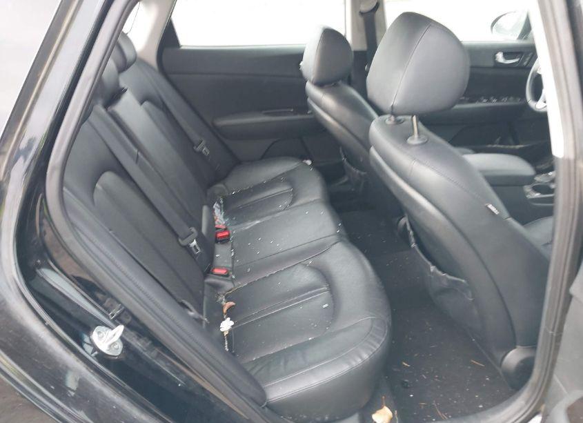 Photo 8 of 2016 Kia Optima EX (VIN 5XXGU4L3XGG095398)