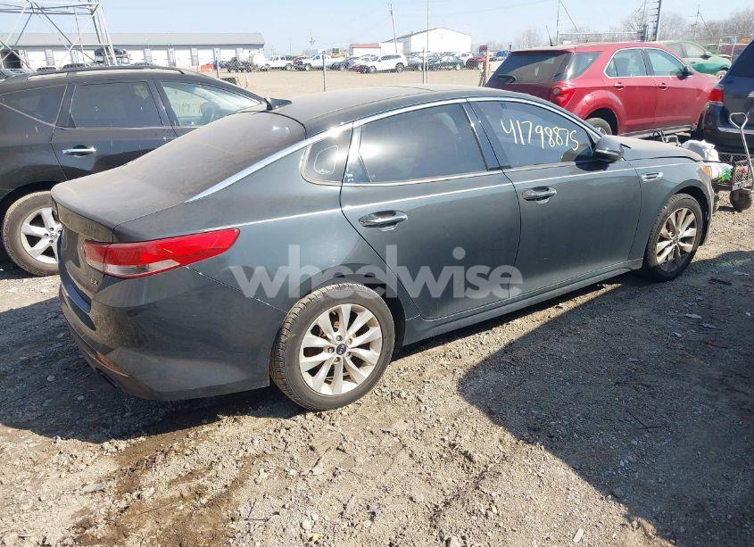 Photo 4 of 2016 Kia Optima EX (VIN 5XXGU4L3XGG098687)