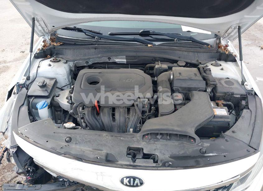 Photo 10 of 2017 Kia Optima EX (VIN 5XXGU4L3XHG143404)