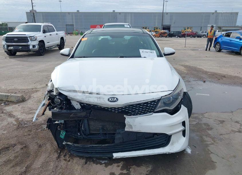 Photo 12 of 2017 Kia Optima EX (VIN 5XXGU4L3XHG143404)