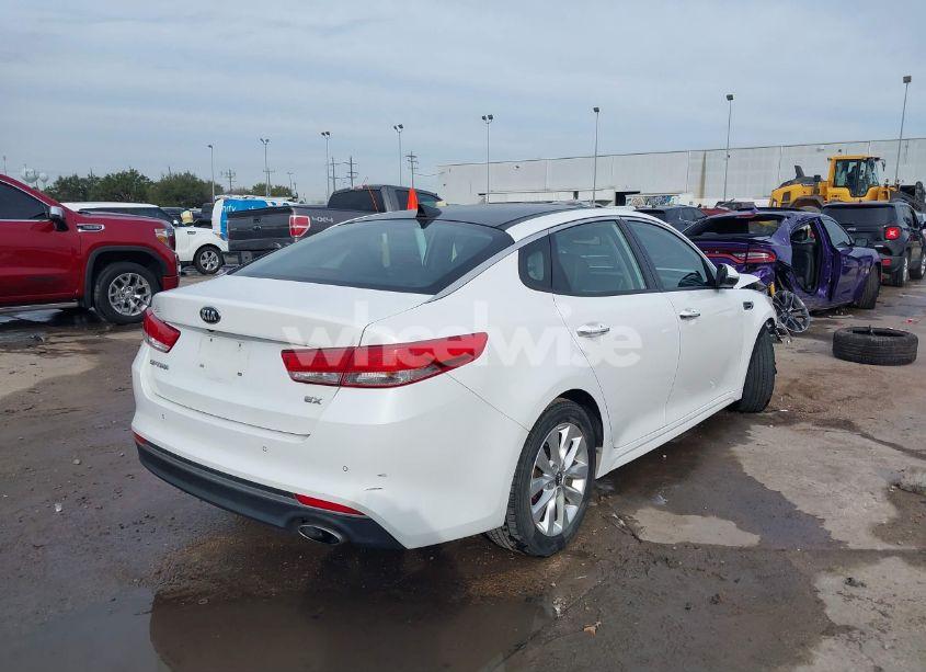 Photo 4 of 2017 Kia Optima EX (VIN 5XXGU4L3XHG143404)