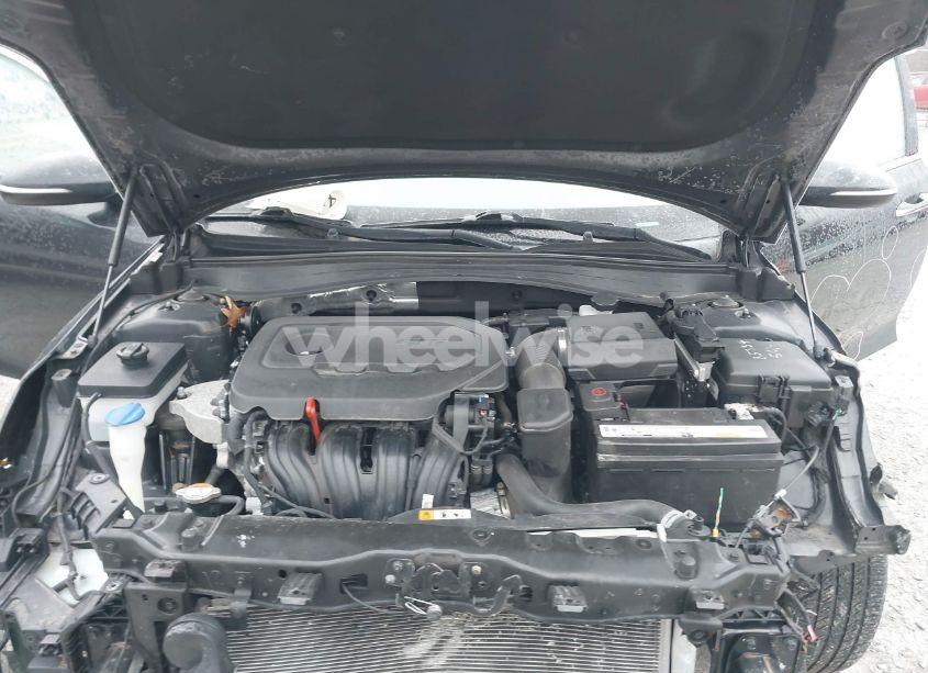 Photo 10 of 2018 Kia Optima EX (VIN 5XXGU4L3XJG227793)