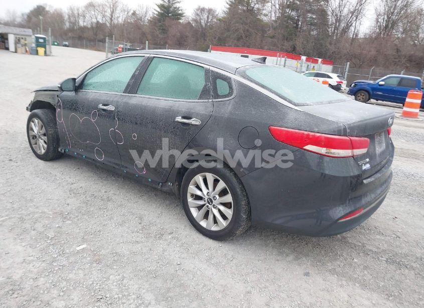 Photo 3 of 2018 Kia Optima EX (VIN 5XXGU4L3XJG227793)