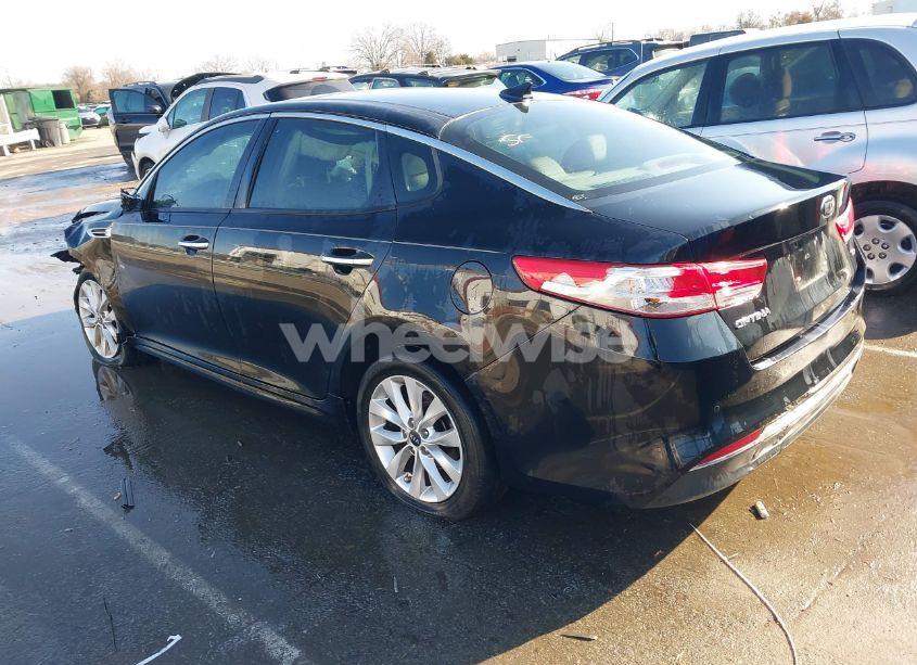 Photo 3 of 2018 Kia Optima EX (VIN 5XXGU4L3XJG249163)