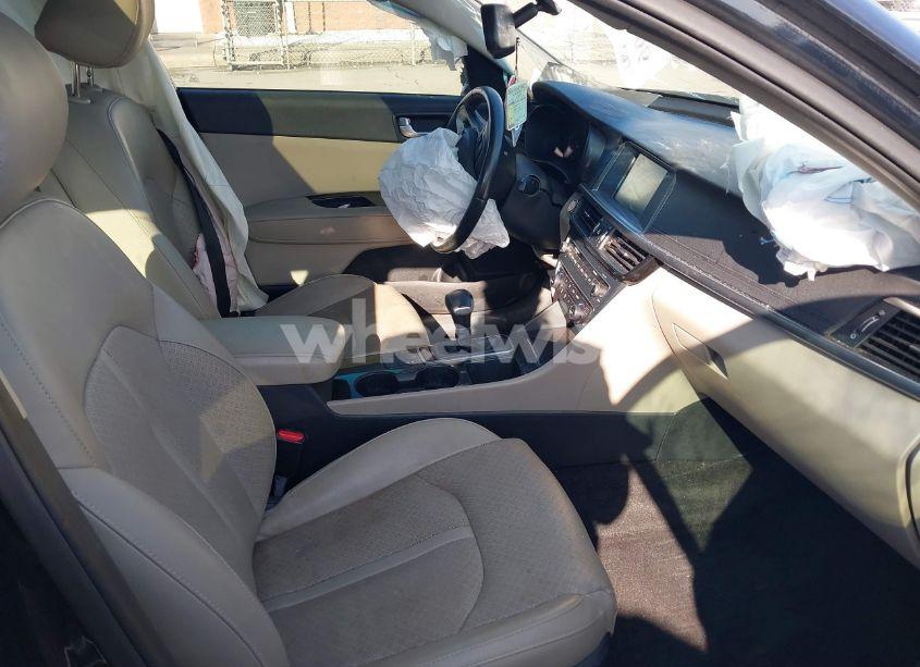 Photo 5 of 2018 Kia Optima EX (VIN 5XXGU4L3XJG249163)