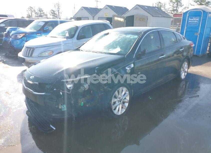 Photo 6 of 2018 Kia Optima EX (VIN 5XXGU4L3XJG249163)