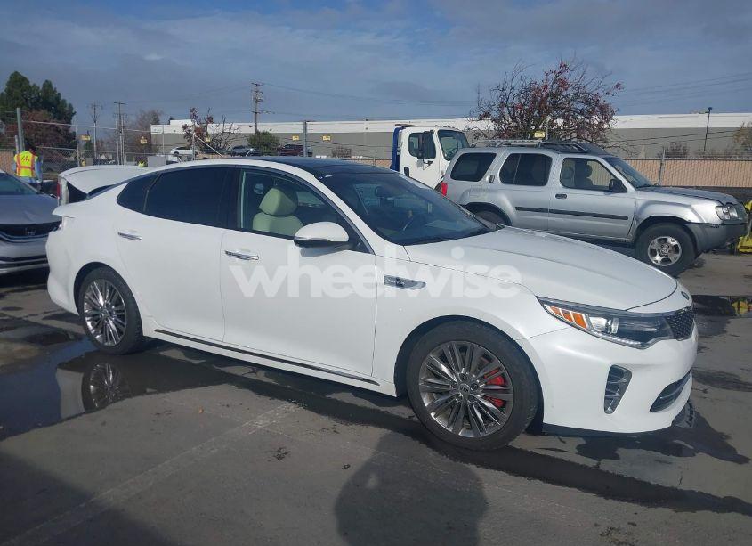 2016 Kia Optima SXL TURBO (VIN 5XXGV4L20GG074869) main photo