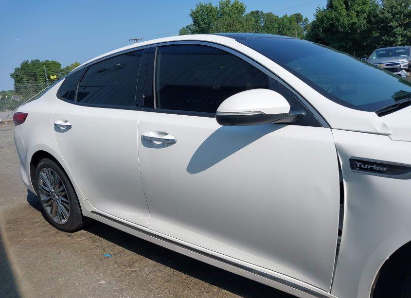 Photo 13 of 2016 Kia Optima SXL TURBO (VIN 5XXGV4L21GG115171)