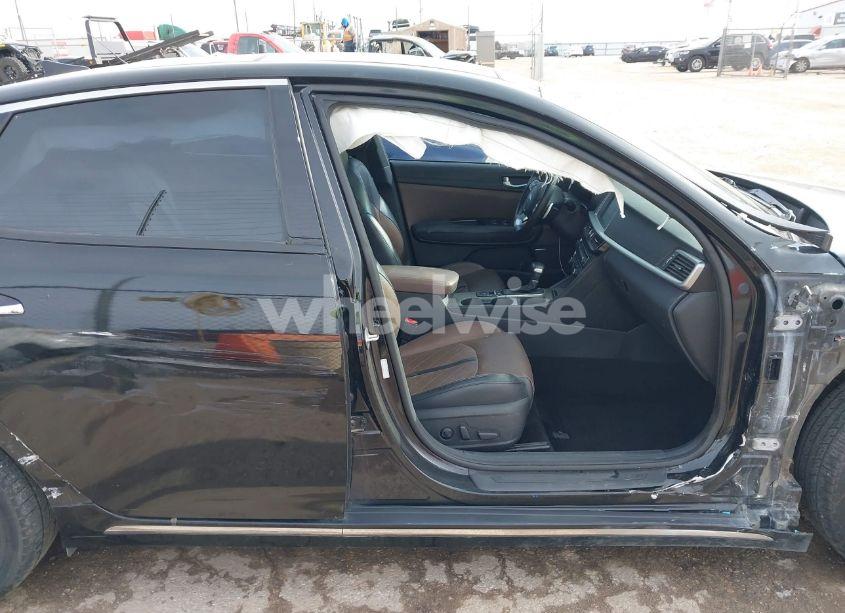 Photo 14 of 2019 Kia Optima SX TURBO (VIN 5XXGV4L21KG346628)