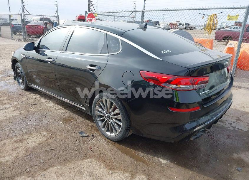 Photo 3 of 2019 Kia Optima SX TURBO (VIN 5XXGV4L21KG346628)