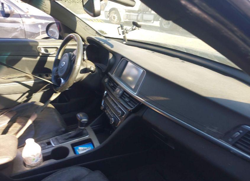 Photo 5 of 2016 Kia Optima (VIN 5XXGV4L22GG061959)
