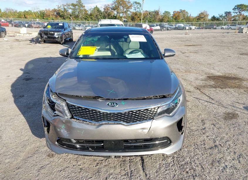 Photo 12 of 2016 Kia Optima SXL TURBO (VIN 5XXGV4L23GG121182)