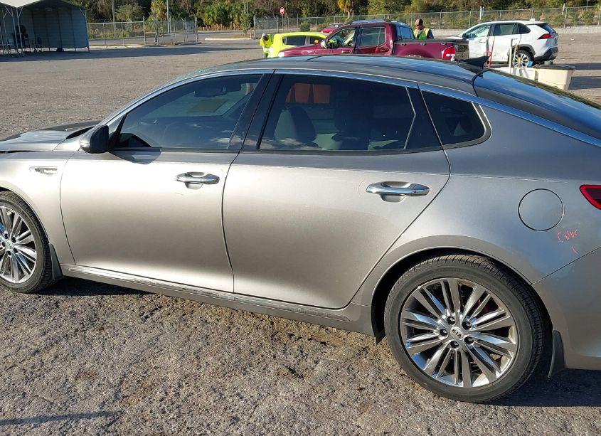 Photo 14 of 2016 Kia Optima SXL TURBO (VIN 5XXGV4L23GG121182)