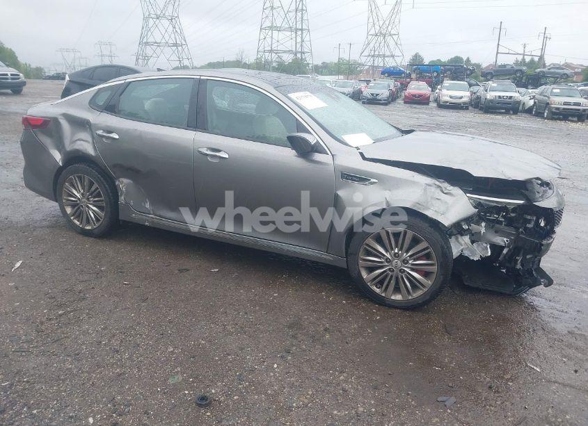 2016 Kia Optima SXL TURBO (VIN 5XXGV4L24GG085759) main photo