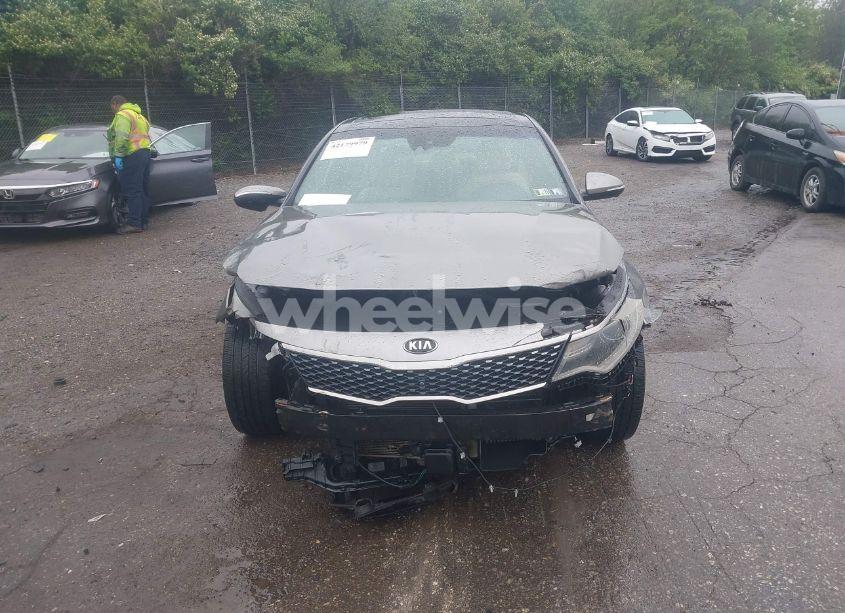Photo 13 of 2016 Kia Optima SXL TURBO (VIN 5XXGV4L24GG085759)