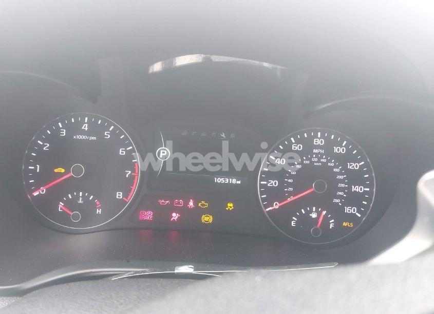 Photo 7 of 2016 Kia Optima SXL TURBO (VIN 5XXGV4L24GG085759)