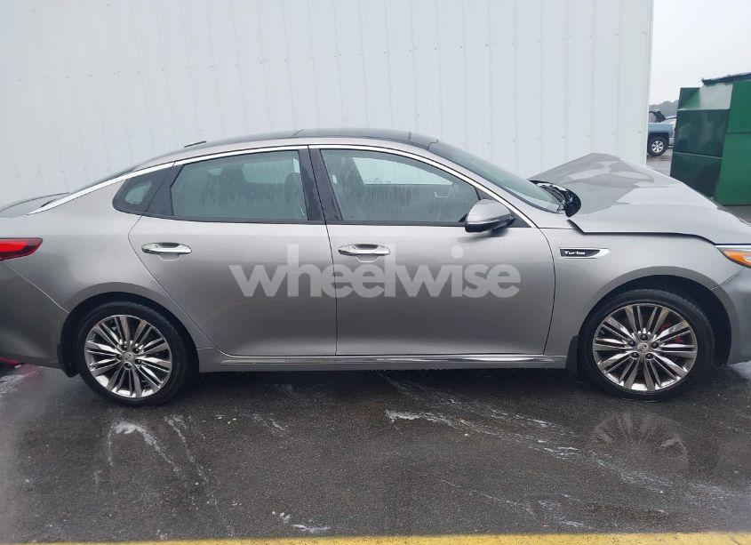 Photo 13 of 2018 Kia Optima SX TURBO (VIN 5XXGV4L24JG226353)