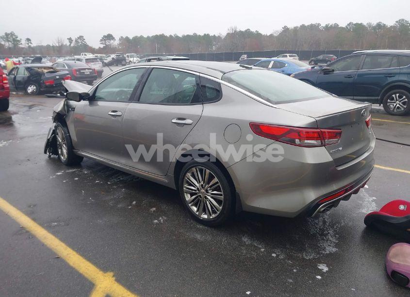 Photo 3 of 2018 Kia Optima SX TURBO (VIN 5XXGV4L24JG226353)