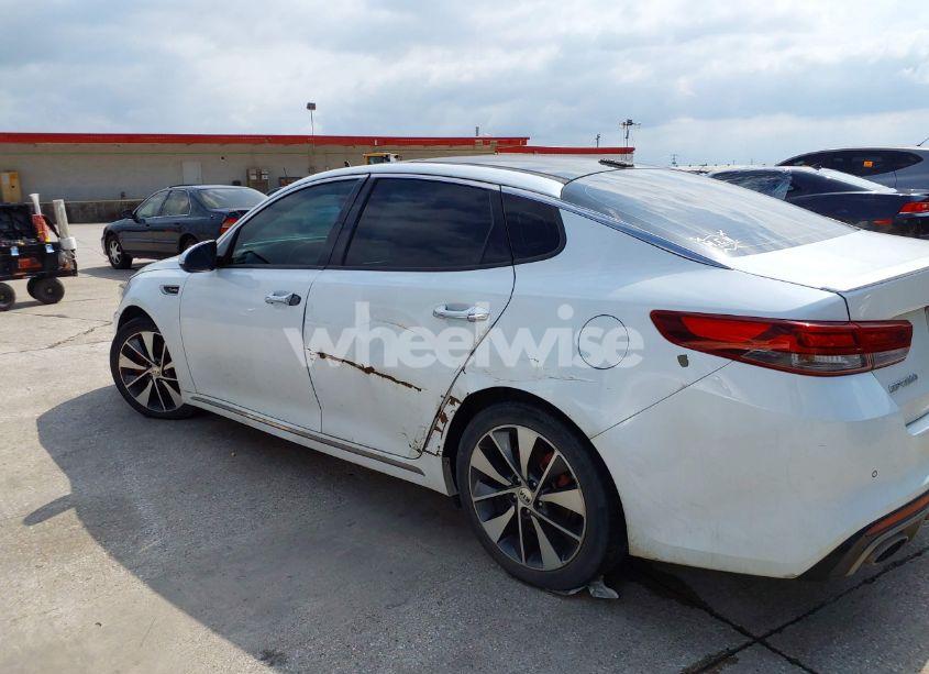 Photo 14 of 2016 Kia Optima SXL TURBO (VIN 5XXGV4L26GG015874)
