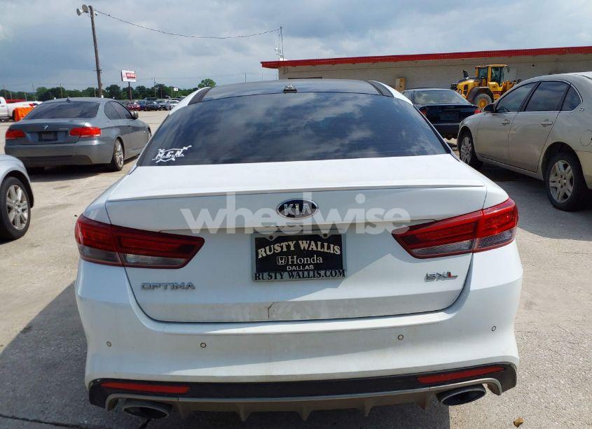 Photo 16 of 2016 Kia Optima SXL TURBO (VIN 5XXGV4L26GG015874)