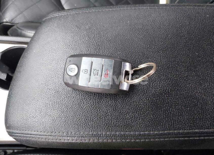 Photo 11 of 2016 Kia Optima SXL TURBO (VIN 5XXGV4L26GG115540)