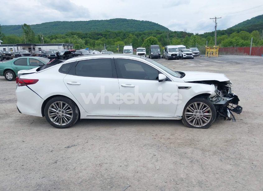 Photo 13 of 2016 Kia Optima SXL TURBO (VIN 5XXGV4L26GG115540)