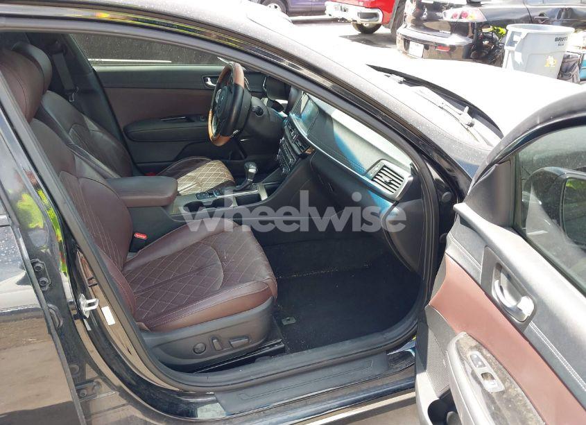 Photo 5 of 2018 Kia Optima SX TURBO (VIN 5XXGV4L26JG195641)