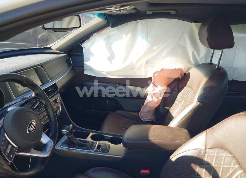 Photo 5 of 2019 Kia Optima SX TURBO (VIN 5XXGV4L26KG303256)