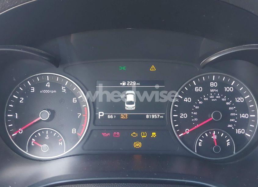 Photo 7 of 2019 Kia Optima SX TURBO (VIN 5XXGV4L26KG379995)