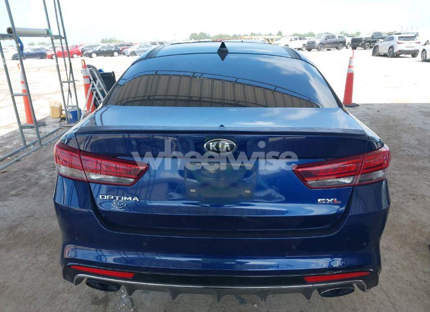 Photo 16 of 2017 Kia Optima SXL TURBO (VIN 5XXGV4L28HG144507)