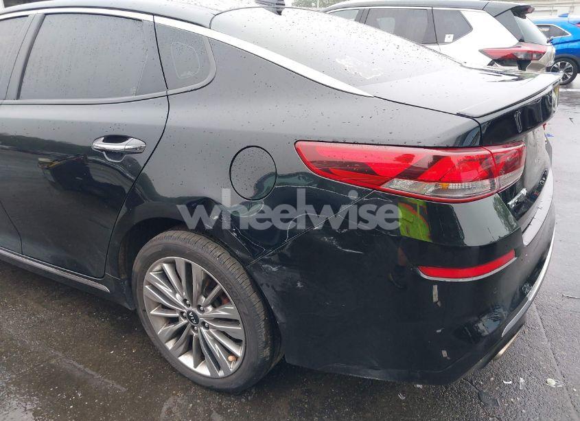 Photo 18 of 2019 Kia Optima SX TURBO (VIN 5XXGV4L28KG306871)