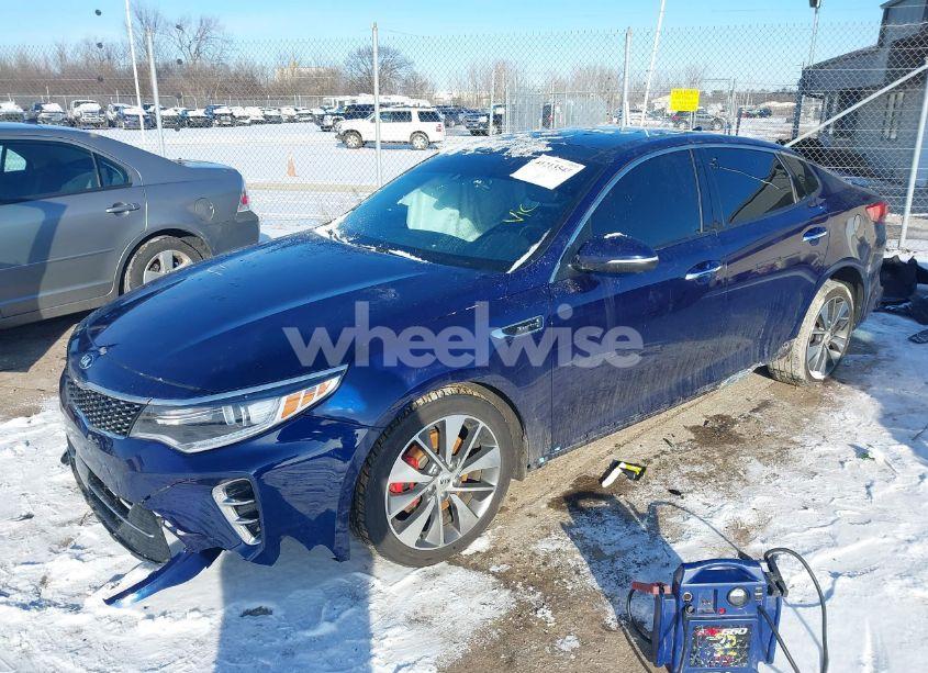 Photo 2 of 2016 Kia Optima SXL (VIN 5XXGV4L2XGG014565)