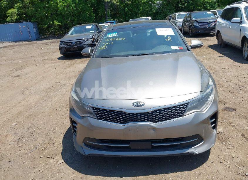 Photo 12 of 2016 Kia Optima SXL TURBO (VIN 5XXGV4L2XGG019958)