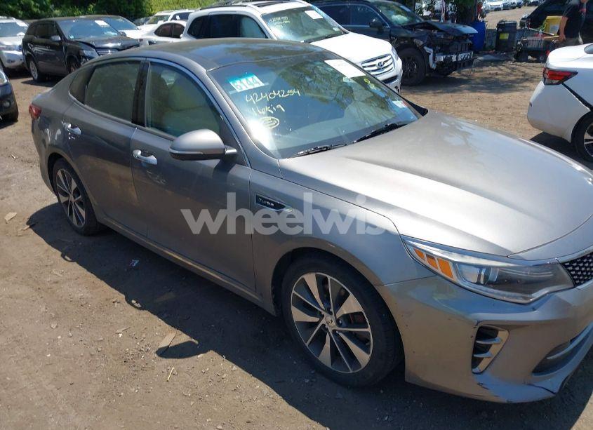Photo 13 of 2016 Kia Optima SXL TURBO (VIN 5XXGV4L2XGG019958)
