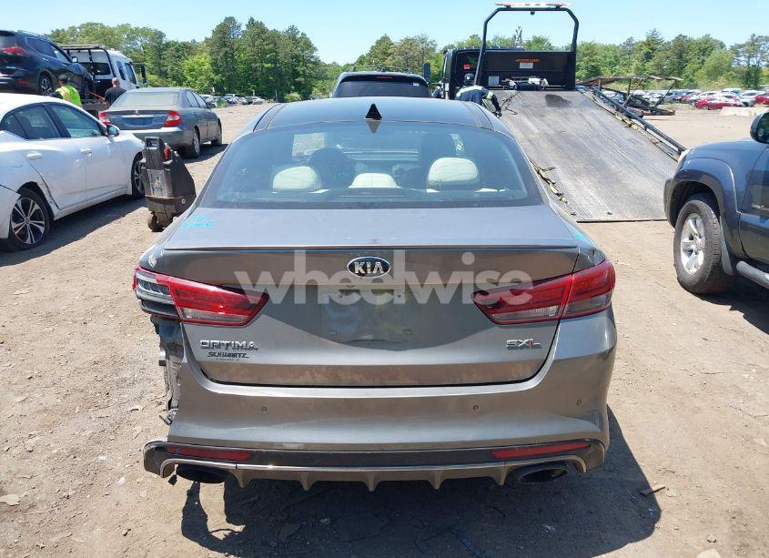 Photo 16 of 2016 Kia Optima SXL TURBO (VIN 5XXGV4L2XGG019958)