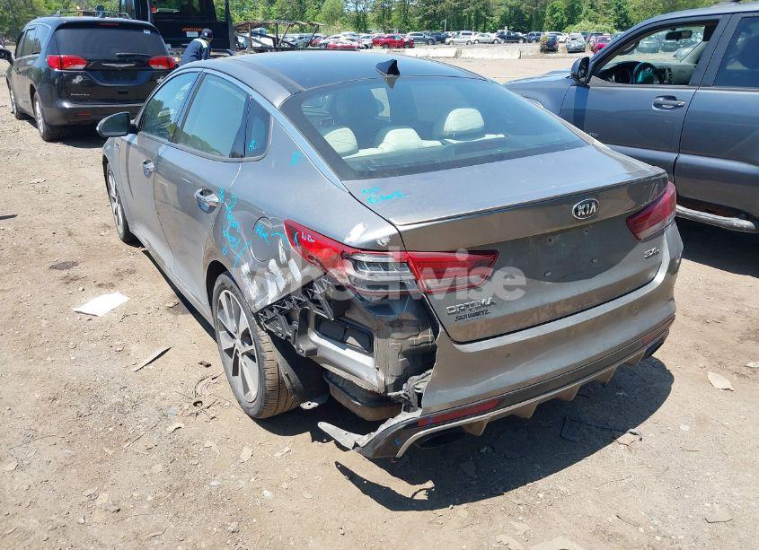 Photo 6 of 2016 Kia Optima SXL TURBO (VIN 5XXGV4L2XGG019958)