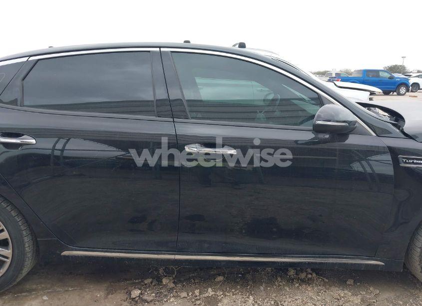 Photo 14 of 2016 Kia Optima SXL TURBO (VIN 5XXGV4L2XGG120045)