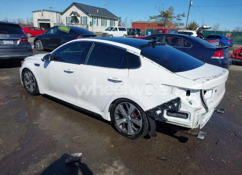 Photo 3 of 2017 Kia Optima SX TURBO (VIN 5XXGW4L20HG121574)