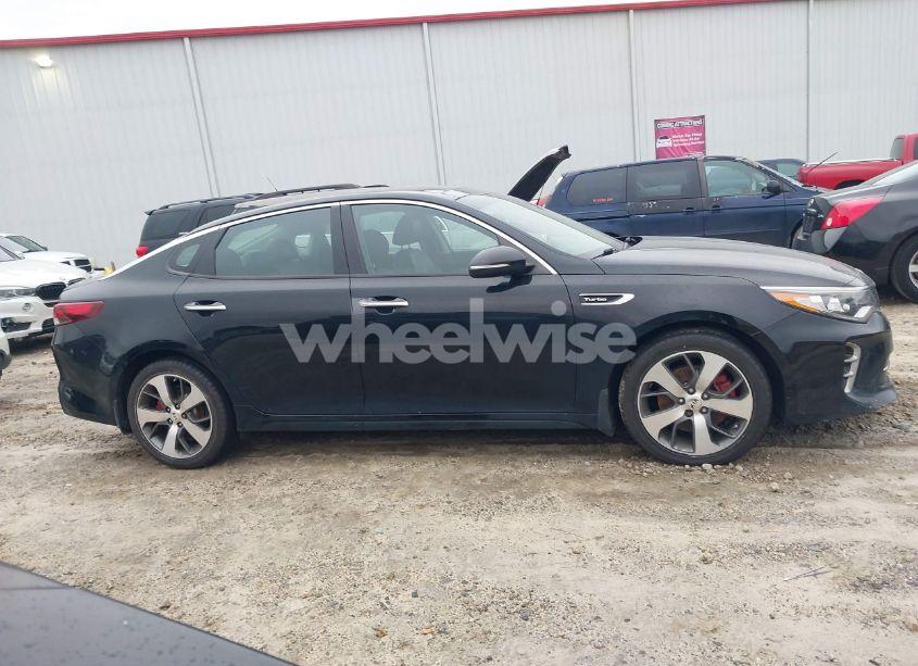 Photo 13 of 2017 Kia Optima SX TURBO (VIN 5XXGW4L21HG145463)