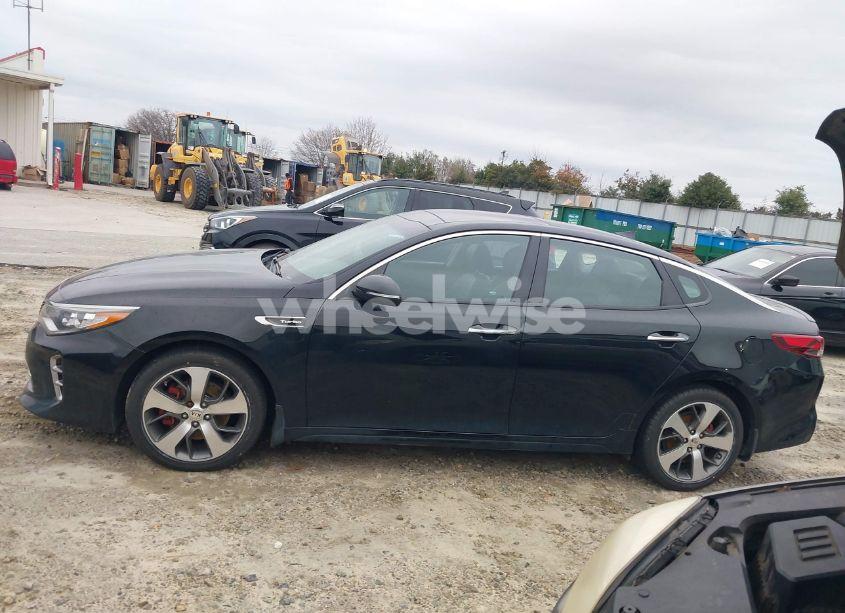 Photo 14 of 2017 Kia Optima SX TURBO (VIN 5XXGW4L21HG145463)