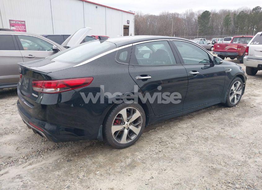 Photo 4 of 2017 Kia Optima SX TURBO (VIN 5XXGW4L21HG145463)