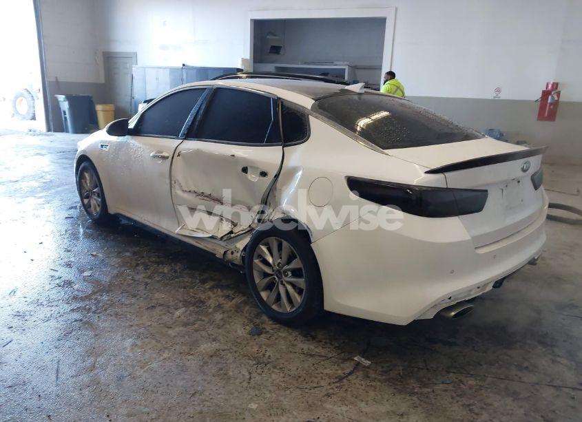 Photo 3 of 2016 Kia Optima SX TURBO (VIN 5XXGW4L23GG016526)