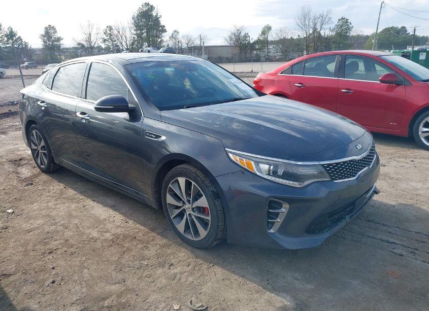 2016 Kia Optima SX TURBO (VIN 5XXGW4L23GG090724) main photo
