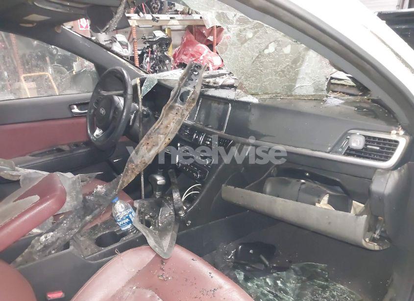 Photo 13 of 2016 Kia Optima SX TURBO (VIN 5XXGW4L24GG002425)