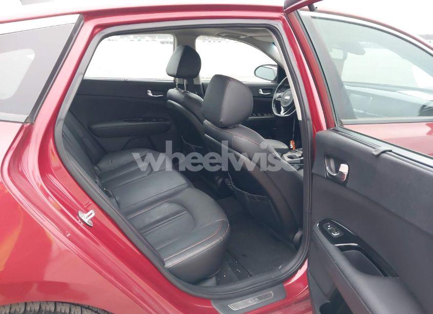 Photo 8 of 2017 Kia Optima SX TURBO (VIN 5XXGW4L24HG141844)